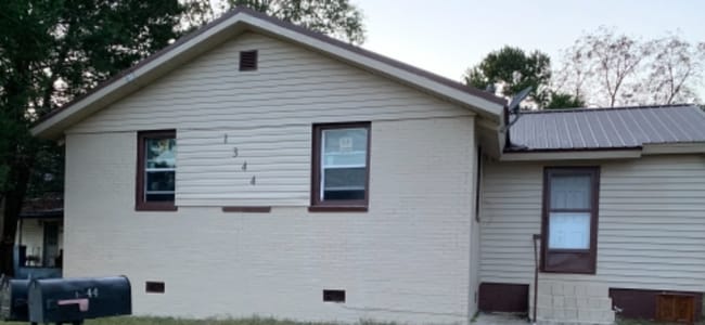 Building Photo - 1344 State University Dr