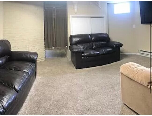 Building Photo - 116 Murray St