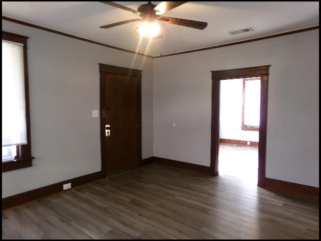 Building Photo - 2100 Valmar St