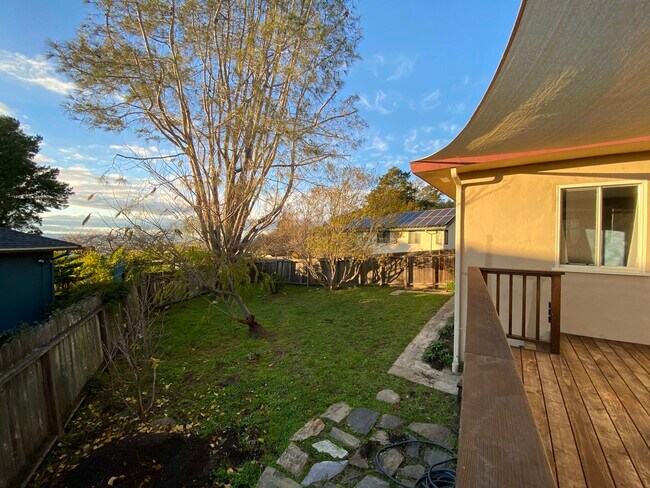 Building Photo - 7659 Stockton Ave