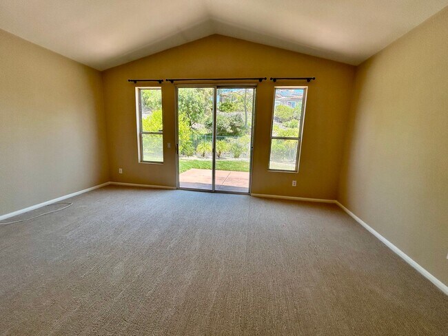 Building Photo - Upcoming! Move in Ready 7/25/26 Spacious 4 Bed/2.5 Bath Home Escondido