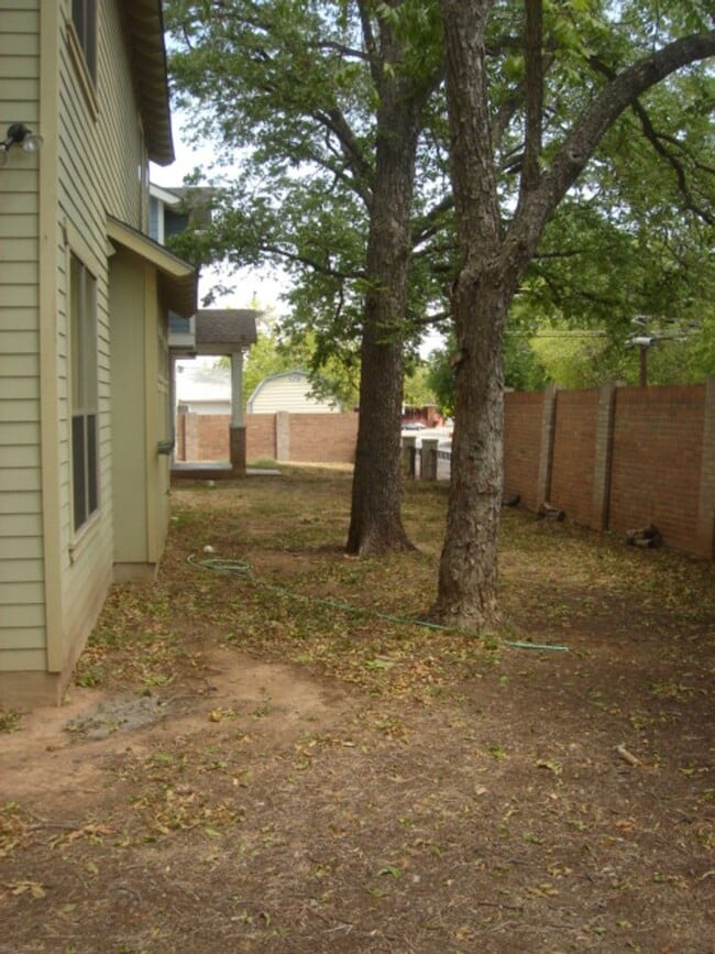 Building Photo - 5101 Martin Ave