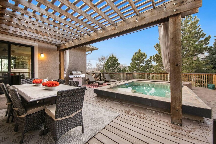 Building Photo - 1942 S Routt Ct