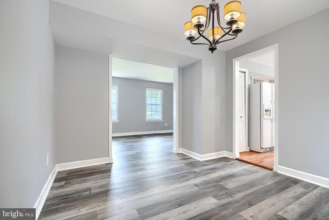 Building Photo - 7 Crestview Garth