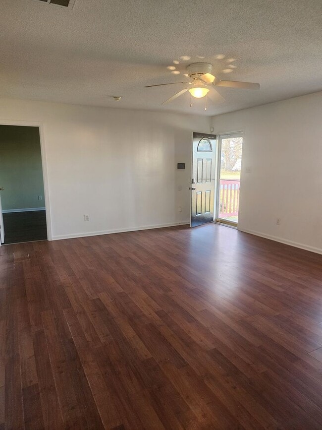 Building Photo - 1306 Bob Braswell Ct