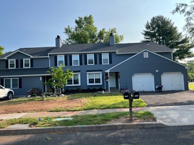 Building Photo - 568 Thrush Ct