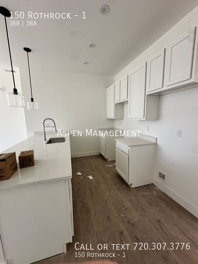 Building Photo - Brand New 3 Bedroom 2.5 Bath Townhomes Wit...