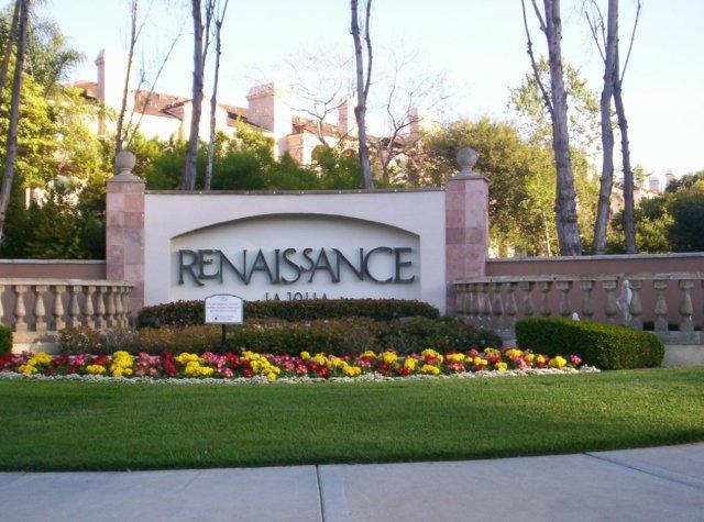 Building Photo - 2 Bed/ 2.5 Bath- Dual Master Townhome in U...