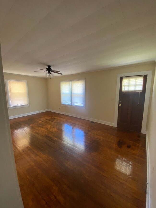 Building Photo - 2/1 Located in Cleveland County, NC near S...