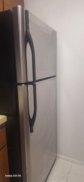 Building Photo - 310 S 174th Pl