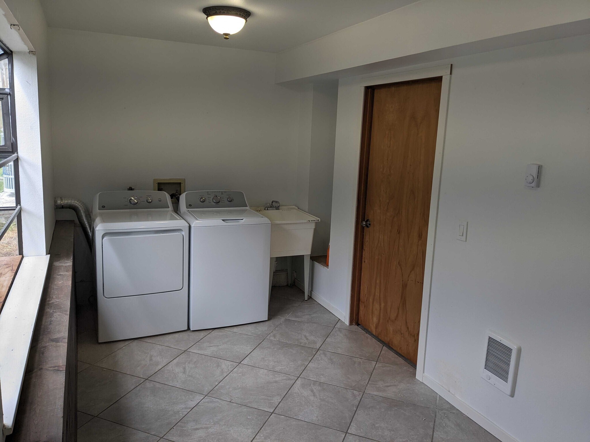 Building Photo - 163 Hurricane Ridge Dr