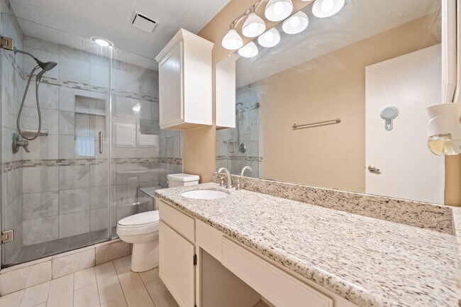 Building Photo - 16170 Golden Sands Dr
