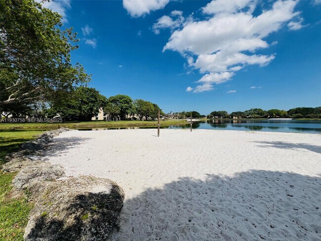 Building Photo - 10670 SW 156th Pl