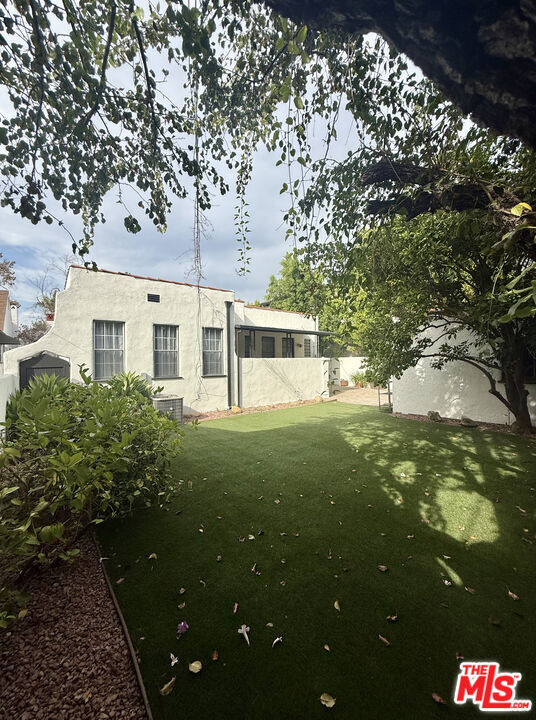 Building Photo - 6450 Drexel Ave
