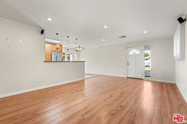 Building Photo - 8255 Tuscany Ave