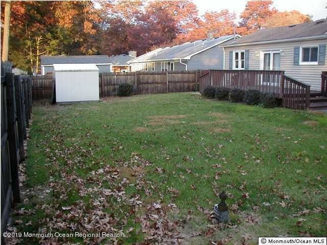 Building Photo - 744 Spray Ave