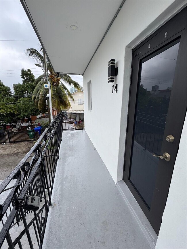 Building Photo - 1969 NW 2nd Ct