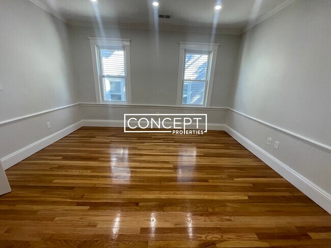 Building Photo - 18 Verrill St