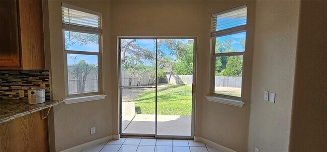 Building Photo - 11505 Emerald Falls Dr
