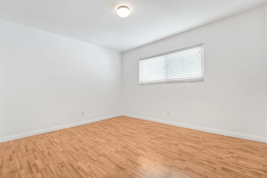 Building Photo - 1449 Princeton St