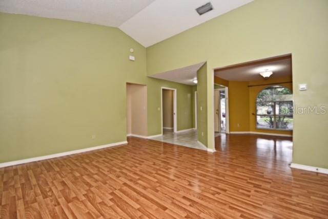 Building Photo - 889 Silversmith Cir