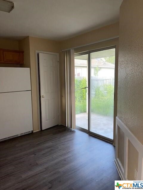 Building Photo - 1206 Fox Creek Dr