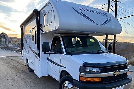 Primary Photo - 22848 Cantara St