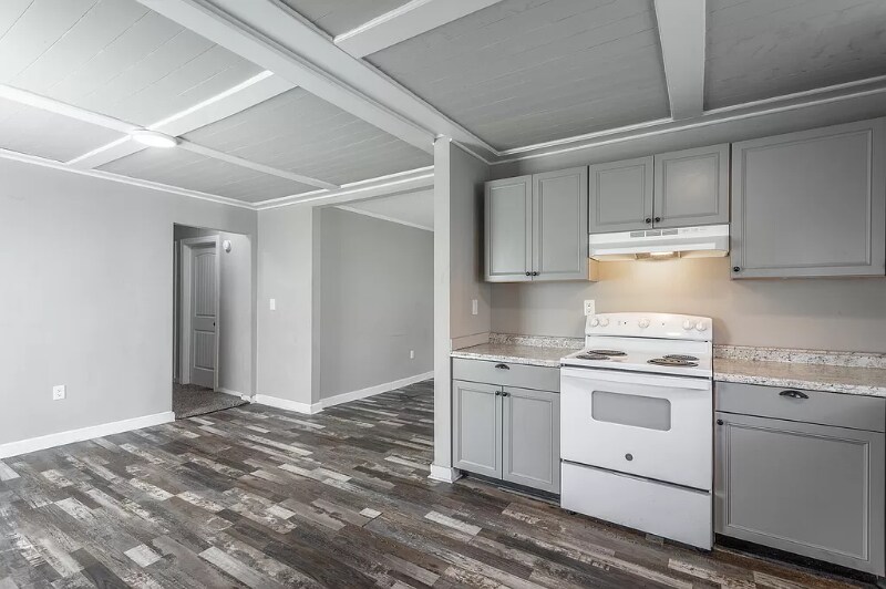 Building Photo - 177 Vero Beach St