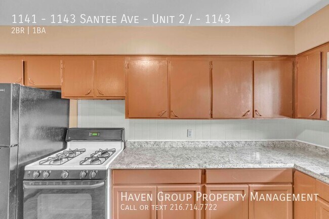 Building Photo - 1143-1143 Santee Ave