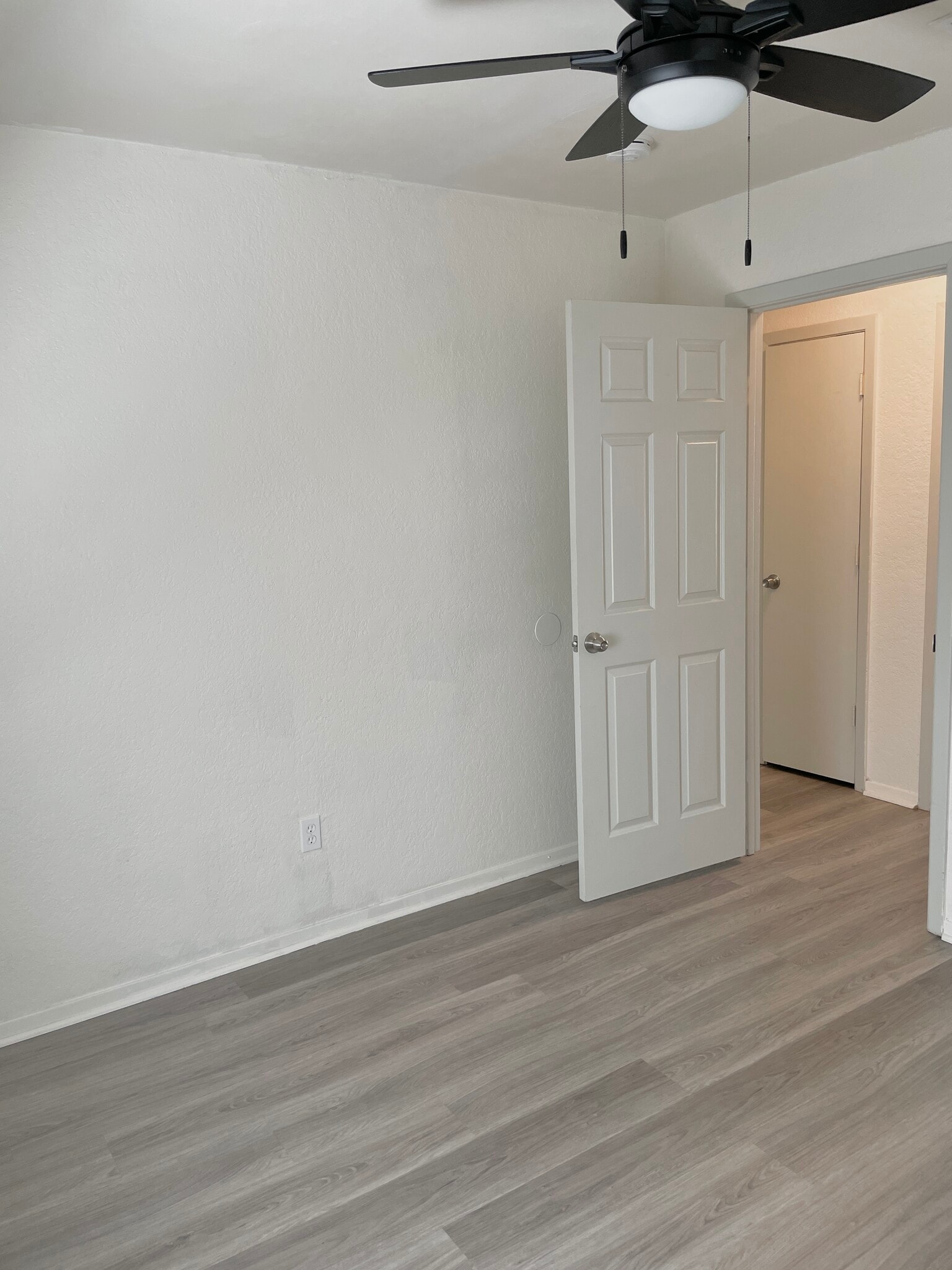 Building Photo - 8337 Clifford St