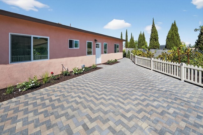Building Photo - 11488 Bellatrix Ct