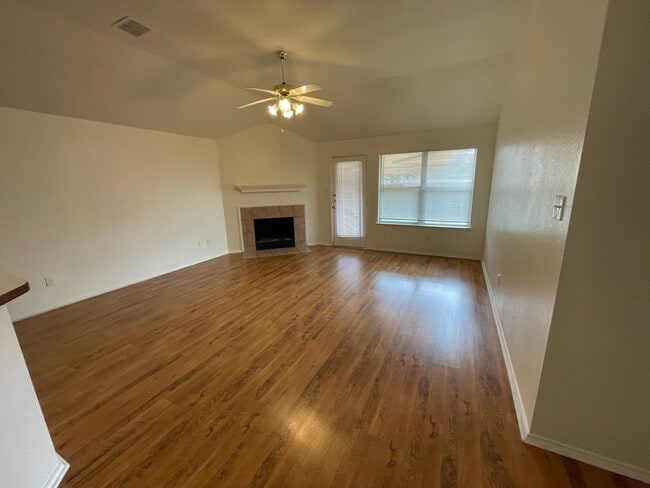 Building Photo - Nice Single Story Home in Eagle Mtn ISD with community pool