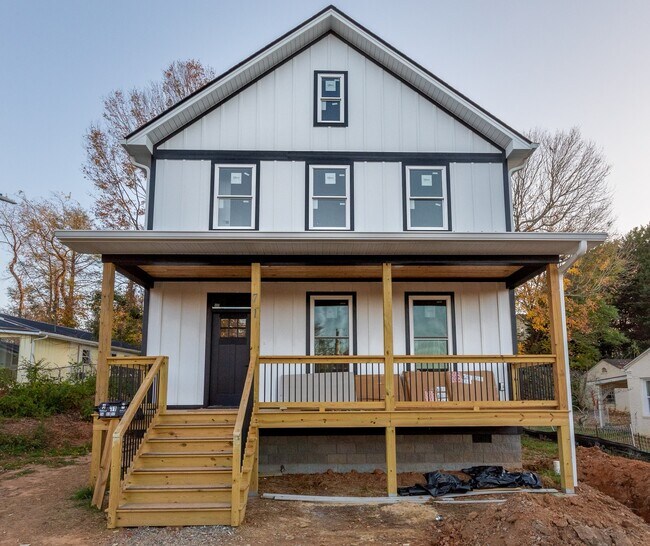 Primary Photo - 71 Oakley Rd