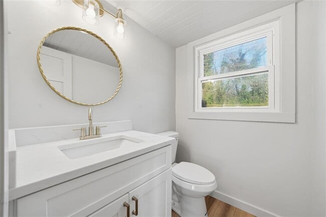 Building Photo - 3400 Elm Creek Dr