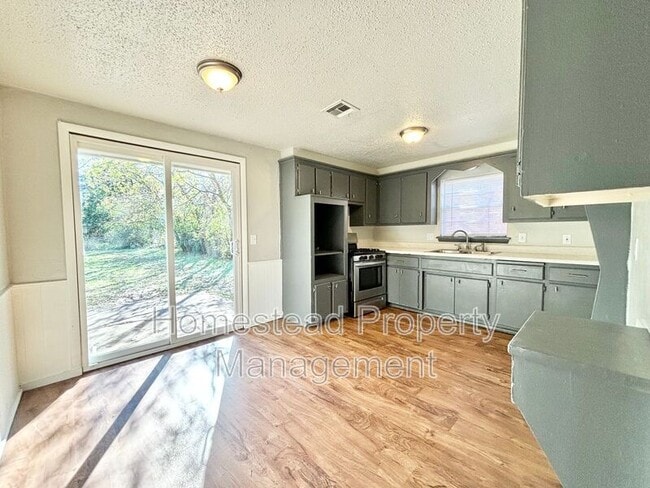 Building Photo - 408 NW 88th St