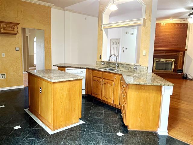 Building Photo - 3711 Blossom Dr