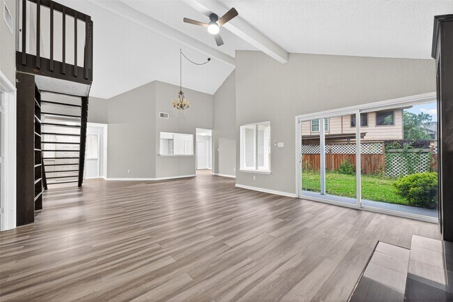 Building Photo - 12307 Gambit Dr