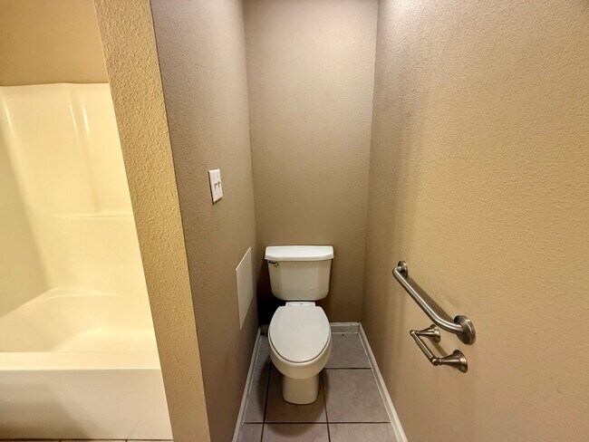 Building Photo - 3 Bedroom/2 Bathroom Home in Paragould AR - $1,350/month