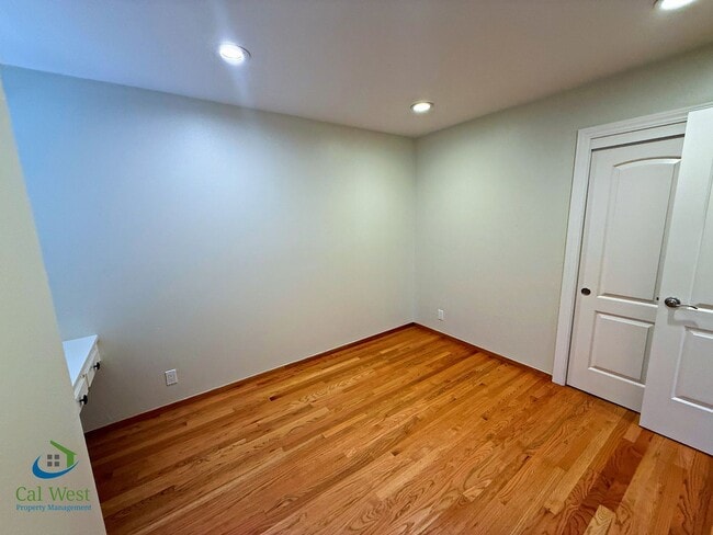 Building Photo - $5295 - 4 Bed/2 Bath Remodeled Home in Santa Clara