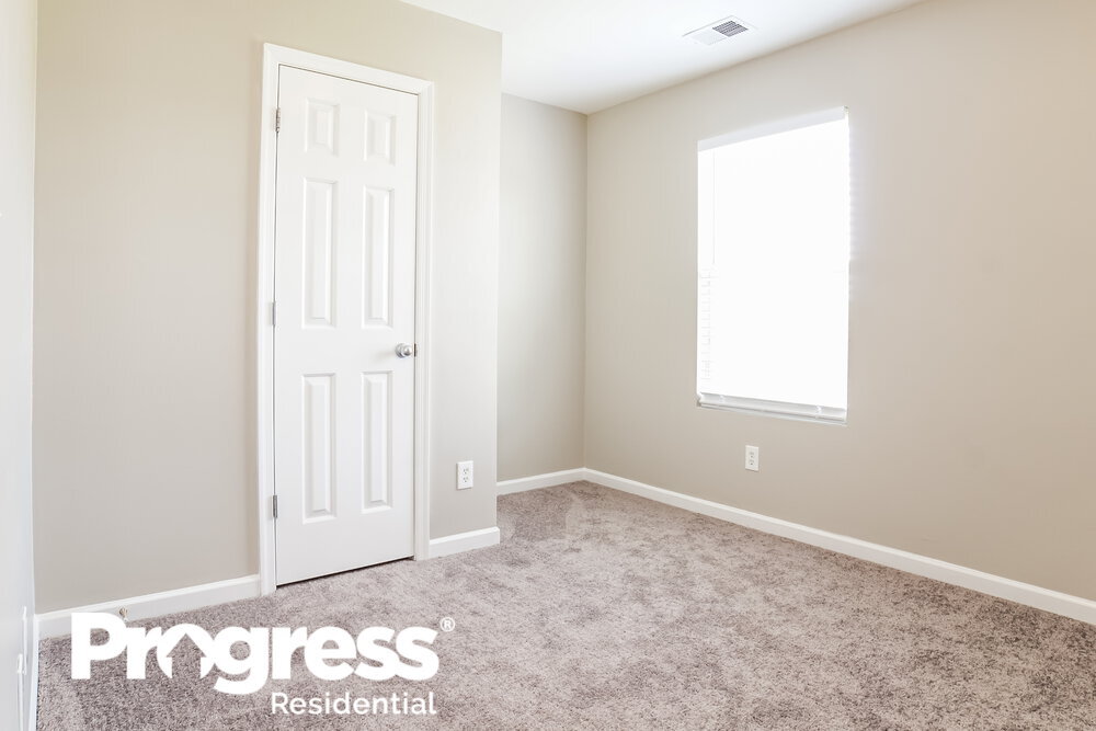 Building Photo - 2123 Craver Mdws Ct