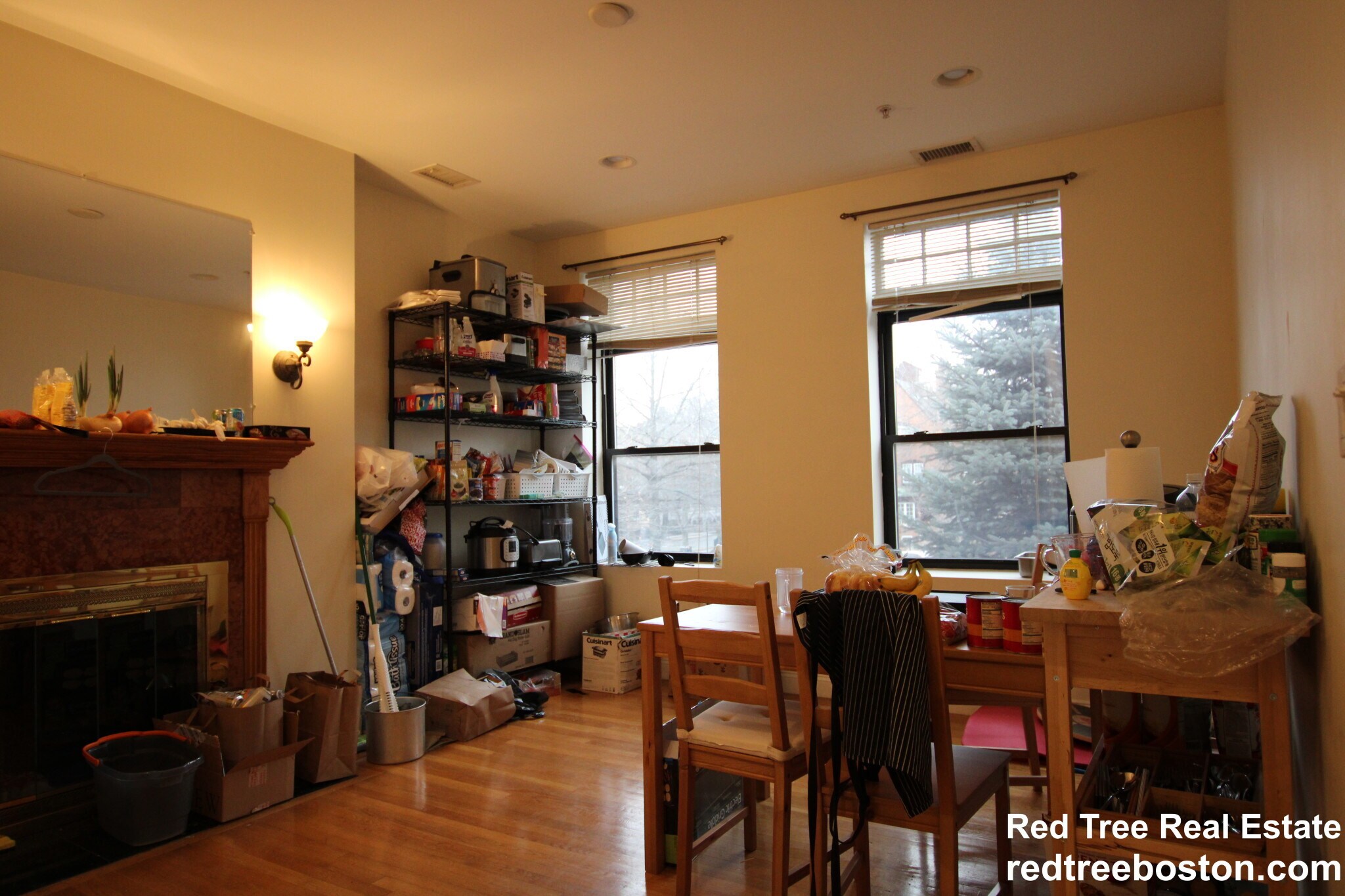 Building Photo - 1801 Beacon St