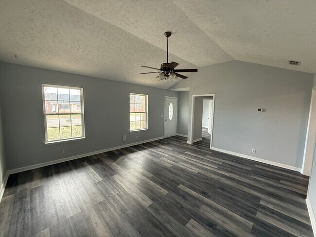 Building Photo - 1730 Azure Way