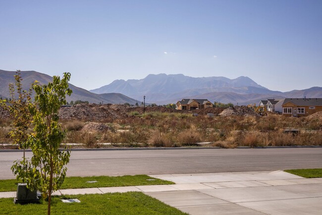 Building Photo - Heber Home in Brookside