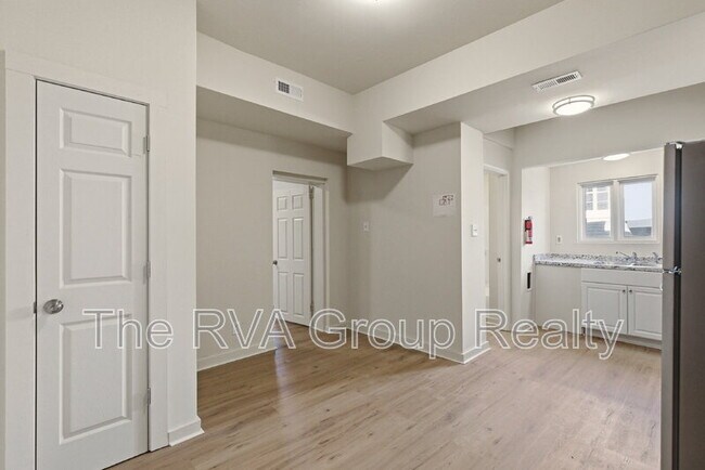 Building Photo - 27 S Jefferson St