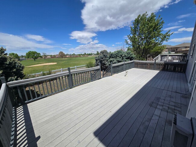 Building Photo - Spacious and Bright 4 Bedroom Home with Garage and Basement Now Available!