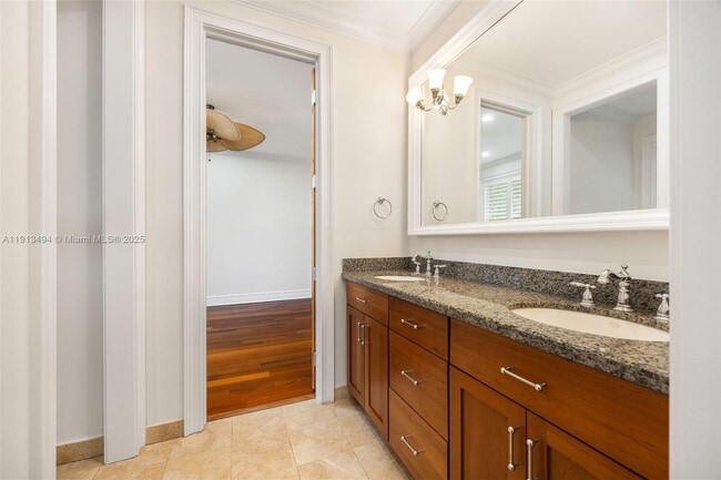 Building Photo - 4065 Battersea Rd