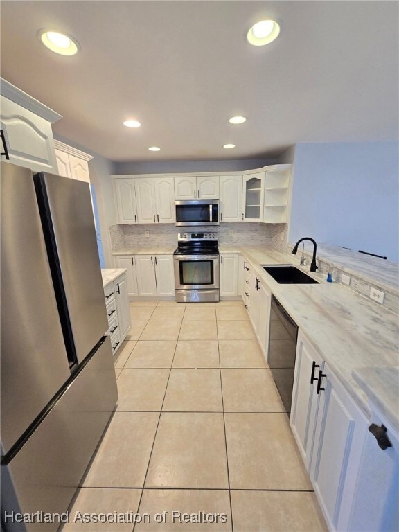 Building Photo - 6491 Orduna Dr
