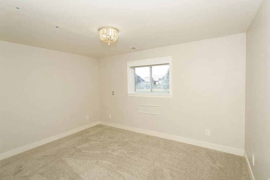 Building Photo - 1306 Thornfield Rd