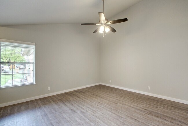 Building Photo - 409 Blackson Ave