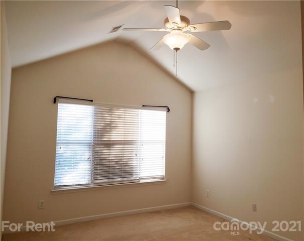 Building Photo - 14649 Lions Paw St